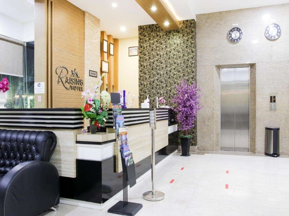 Vaccinated Staff - Capital O 454 Raising Hotel 马卡萨 外观 照片