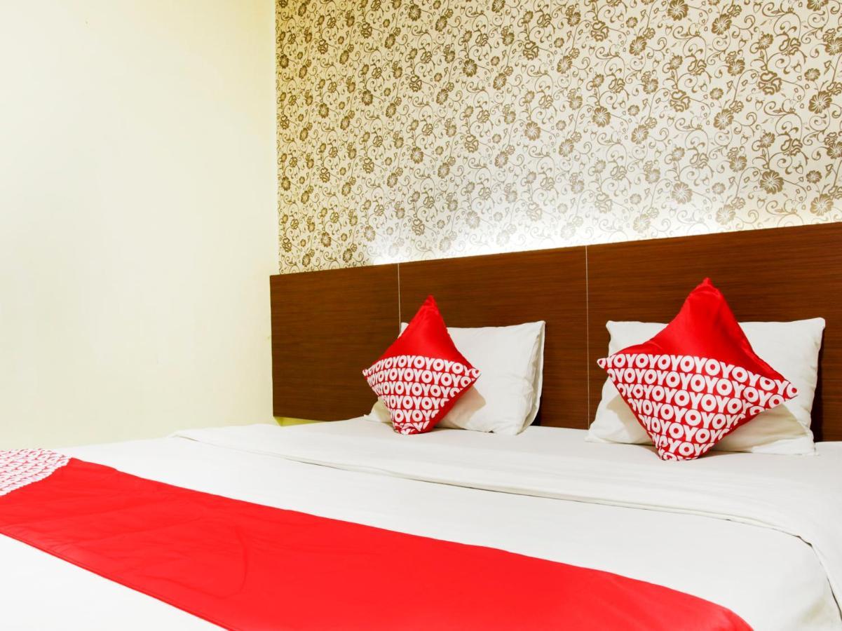 Vaccinated Staff - Capital O 454 Raising Hotel 马卡萨 外观 照片