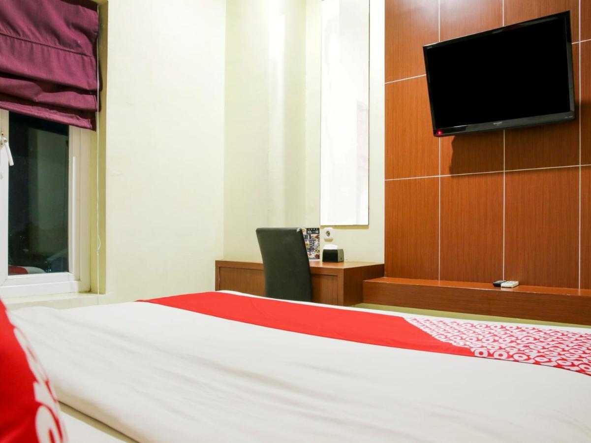 Vaccinated Staff - Capital O 454 Raising Hotel 马卡萨 外观 照片