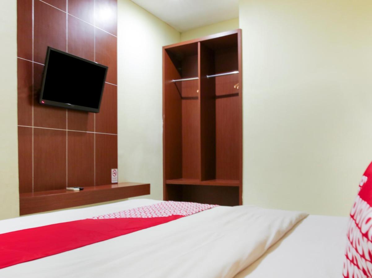 Vaccinated Staff - Capital O 454 Raising Hotel 马卡萨 外观 照片