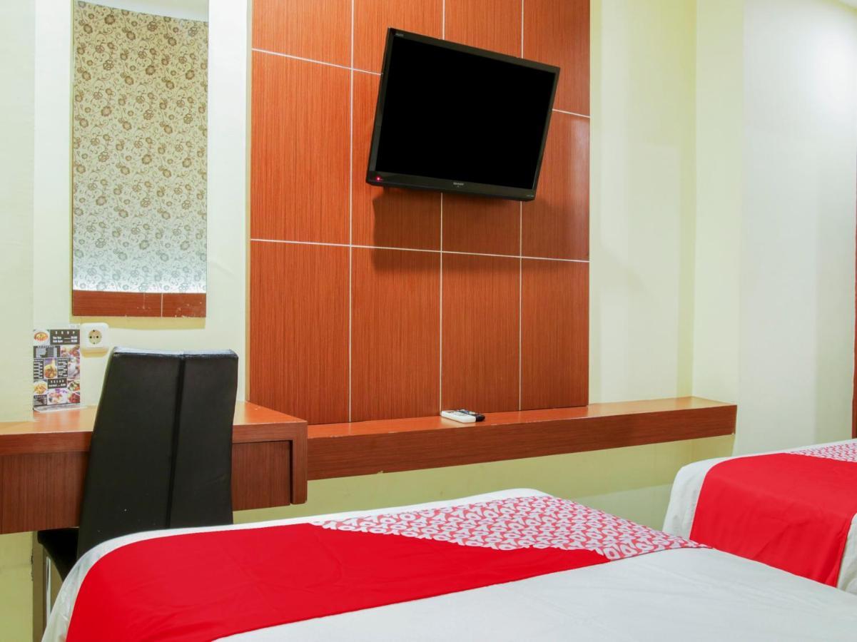 Vaccinated Staff - Capital O 454 Raising Hotel 马卡萨 外观 照片